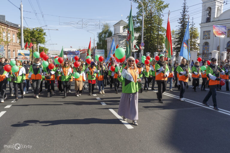 9 мая — символ национального единства