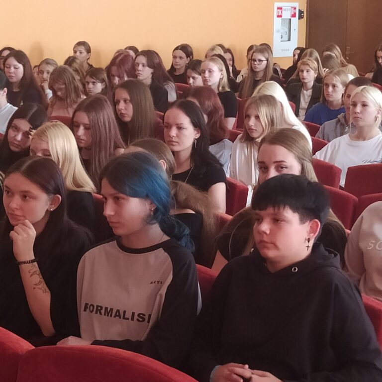 Общее собрание в общежитии