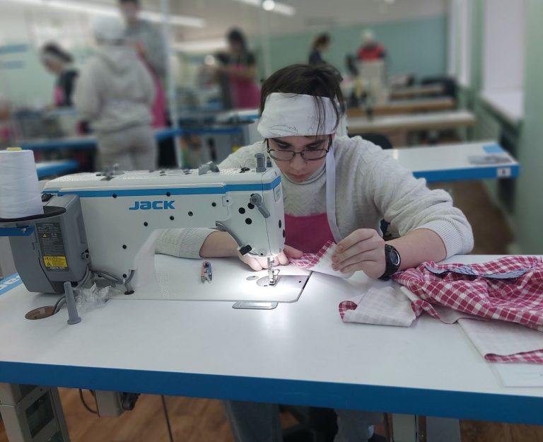 Производственное обучение в центре компетенций технологий швейного производства
